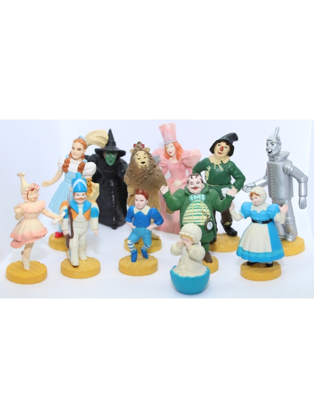 Vintage 1987-88 Presents by Hamilton Wizard of Oz Figurine Lot 12 Pcs. 2" - 3.5"